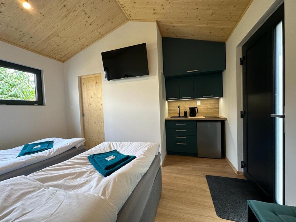 Pension Skylark Pardubice Exterior foto